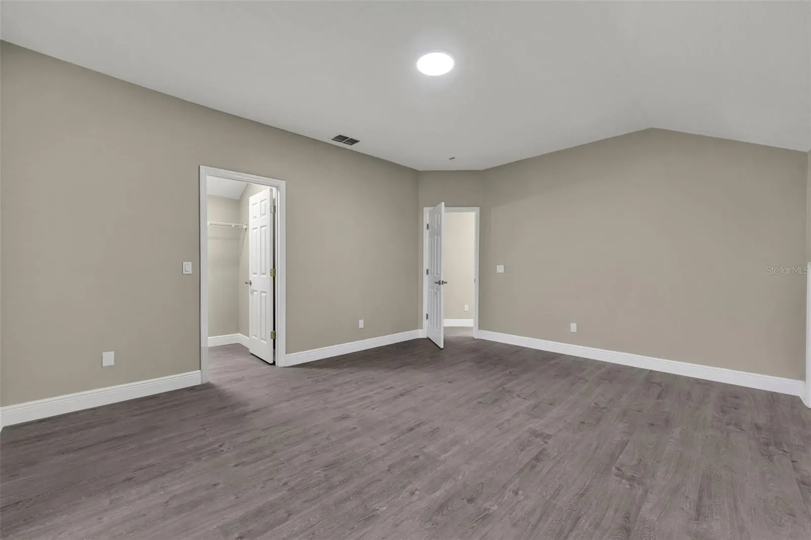 2267 SANTA LUCIA ST