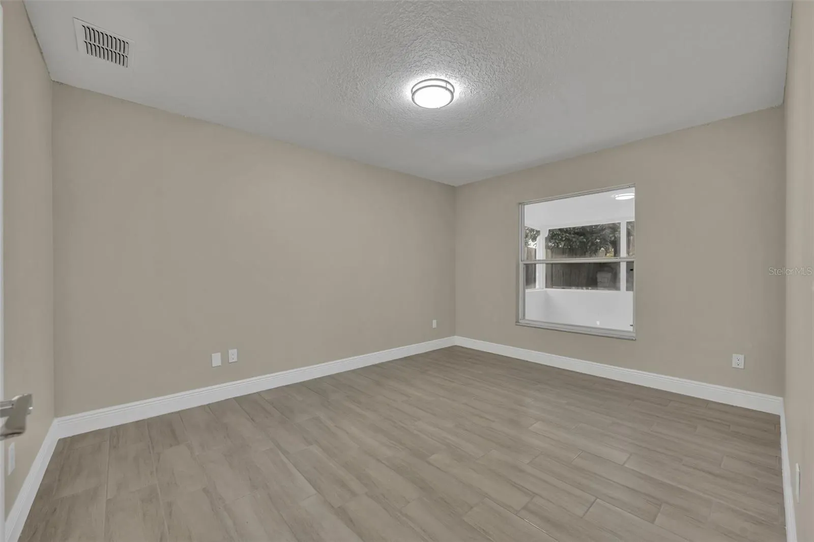 2267 SANTA LUCIA ST