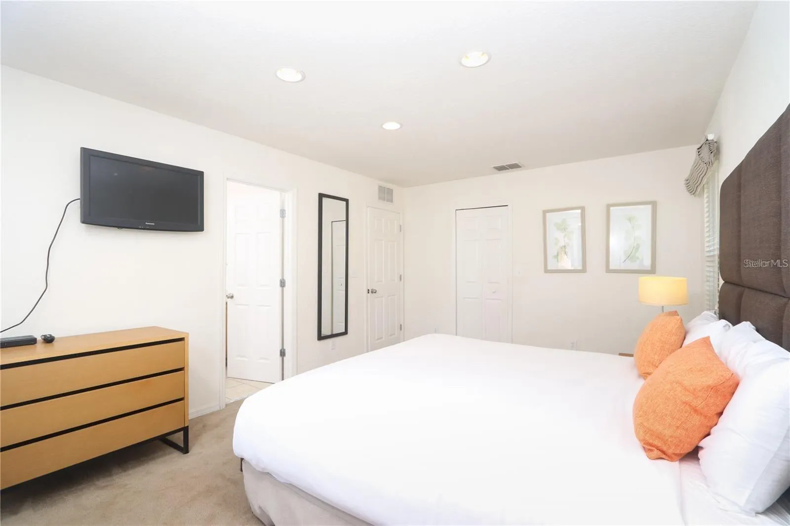 2723 ROADSTER LN