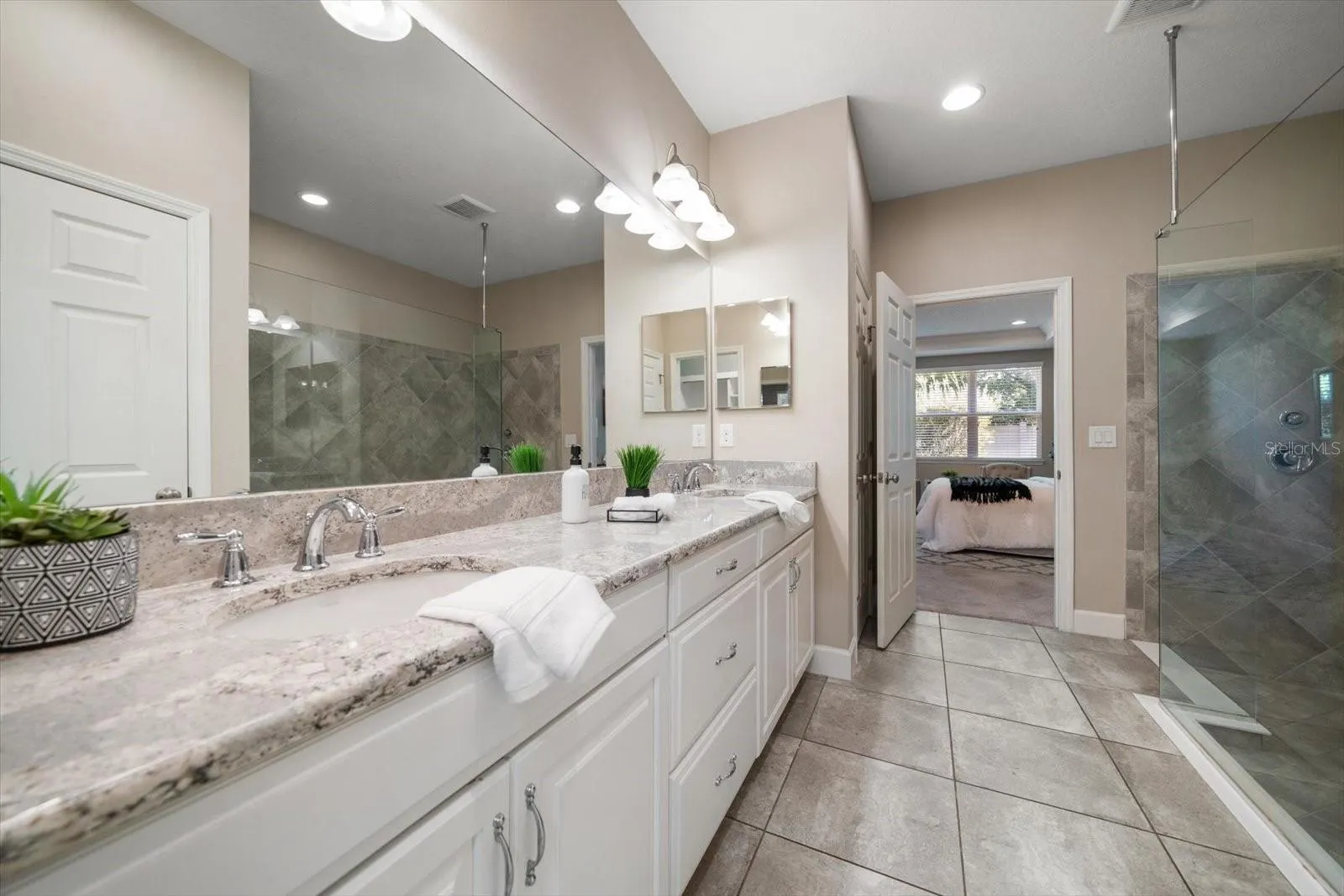 8735 TERRACINA LAKE DR