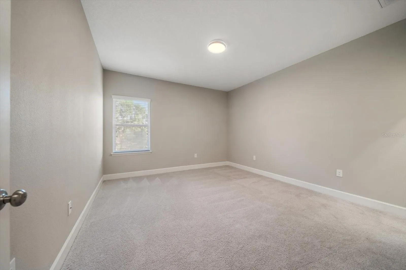 8735 TERRACINA LAKE DR