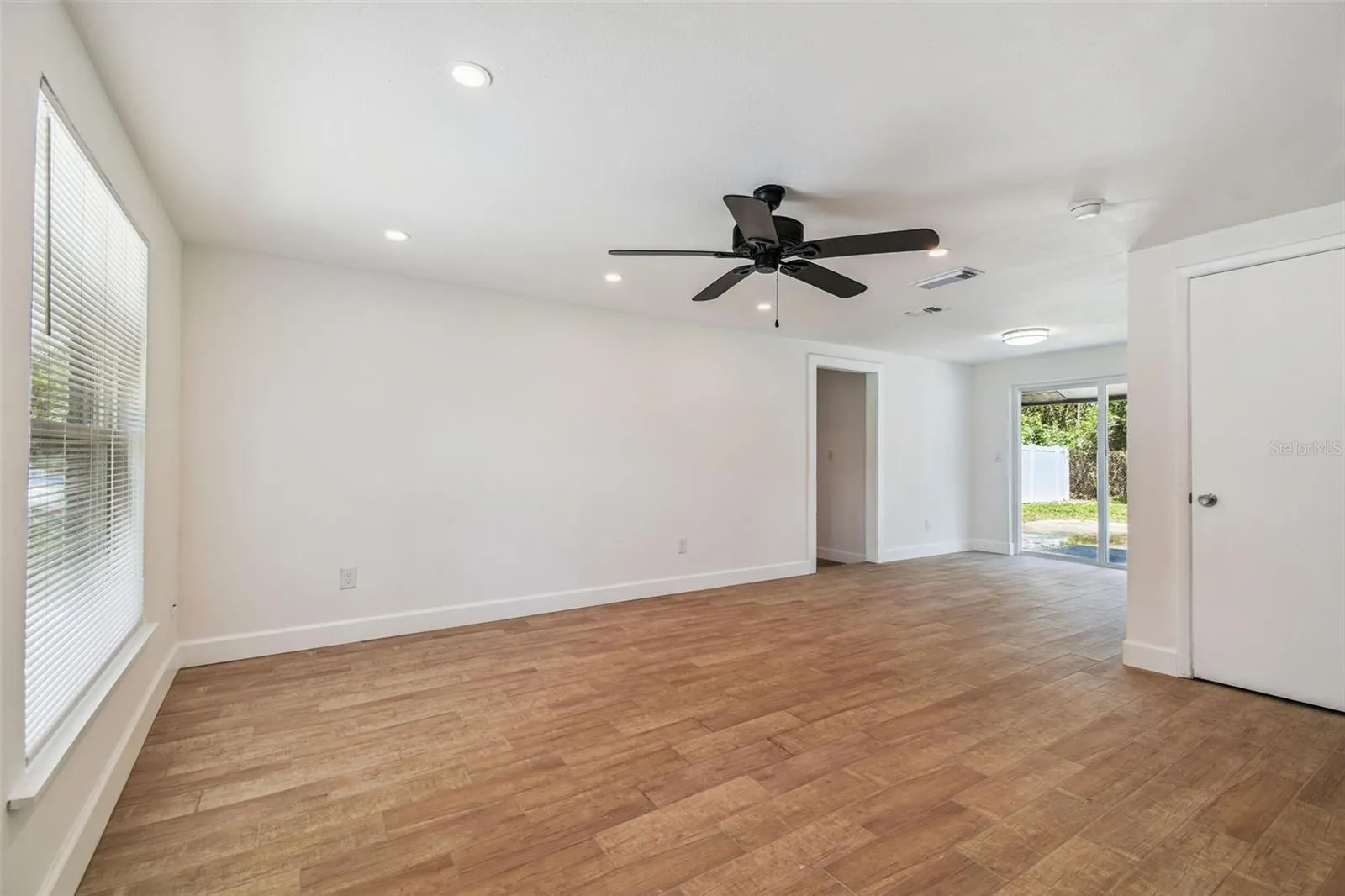 3503 ACORN ST