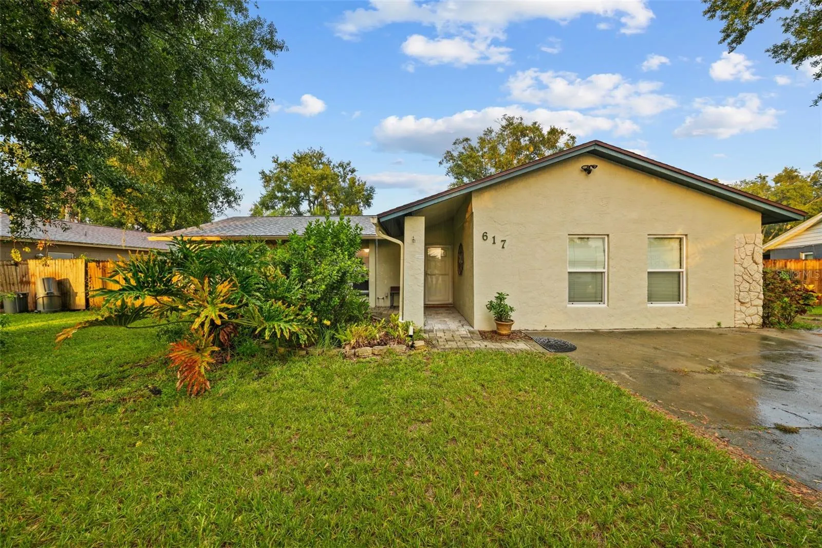 617 PINE FOREST DR