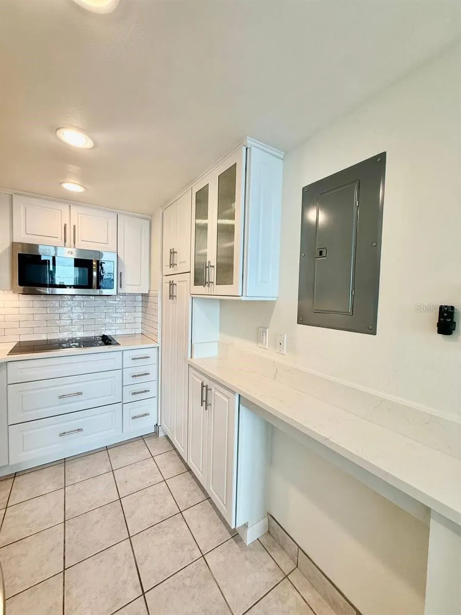 4015 BAYSHORE BLVD #15A, #15A