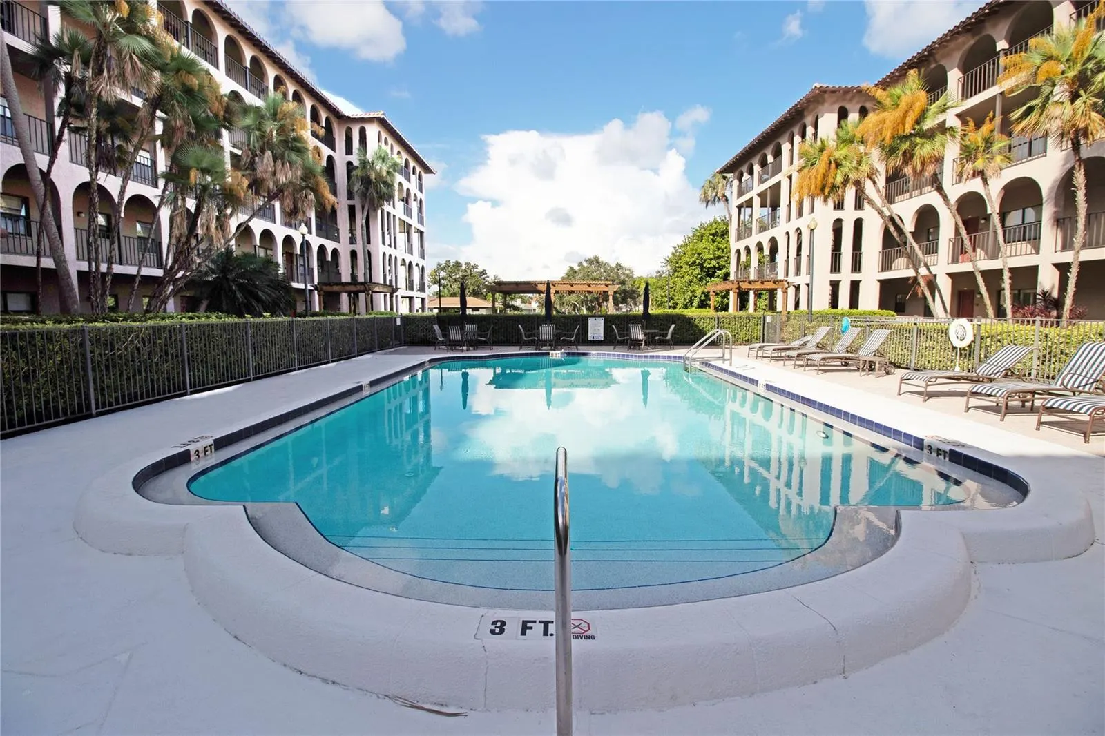 6150 GULFPORT BLVD S #102, #102