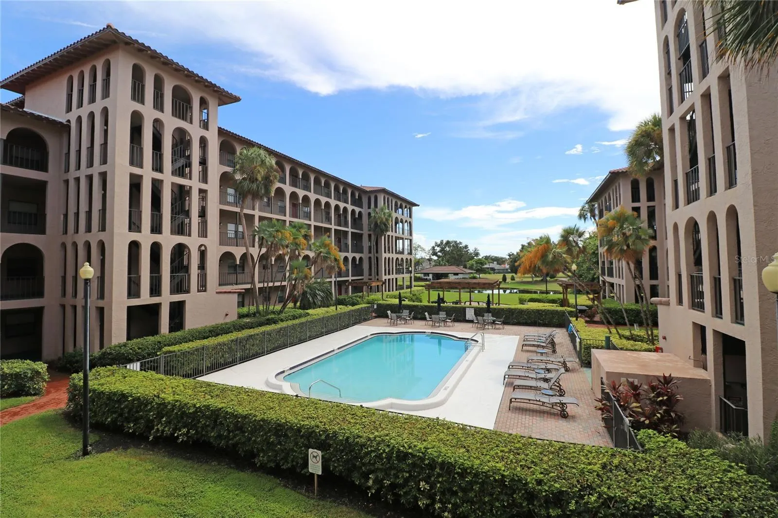 6150 GULFPORT BLVD S #102, #102