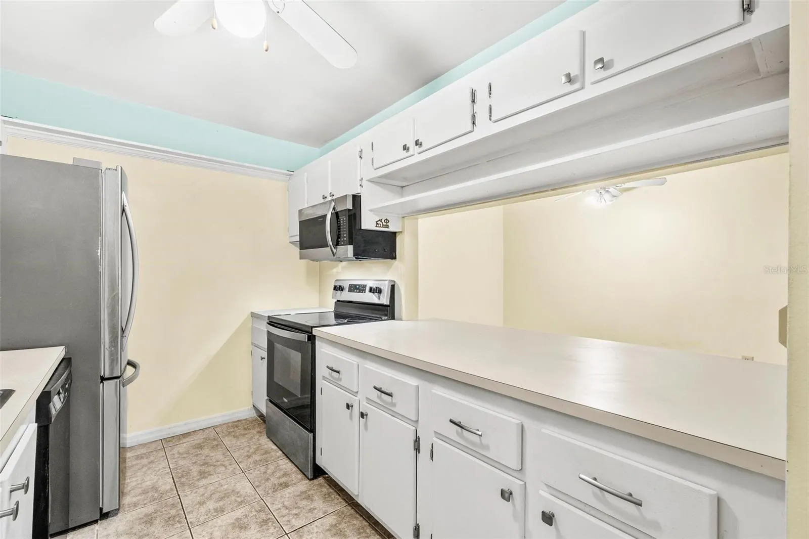 265 SW LINCOLN CIR N #2102, #2102