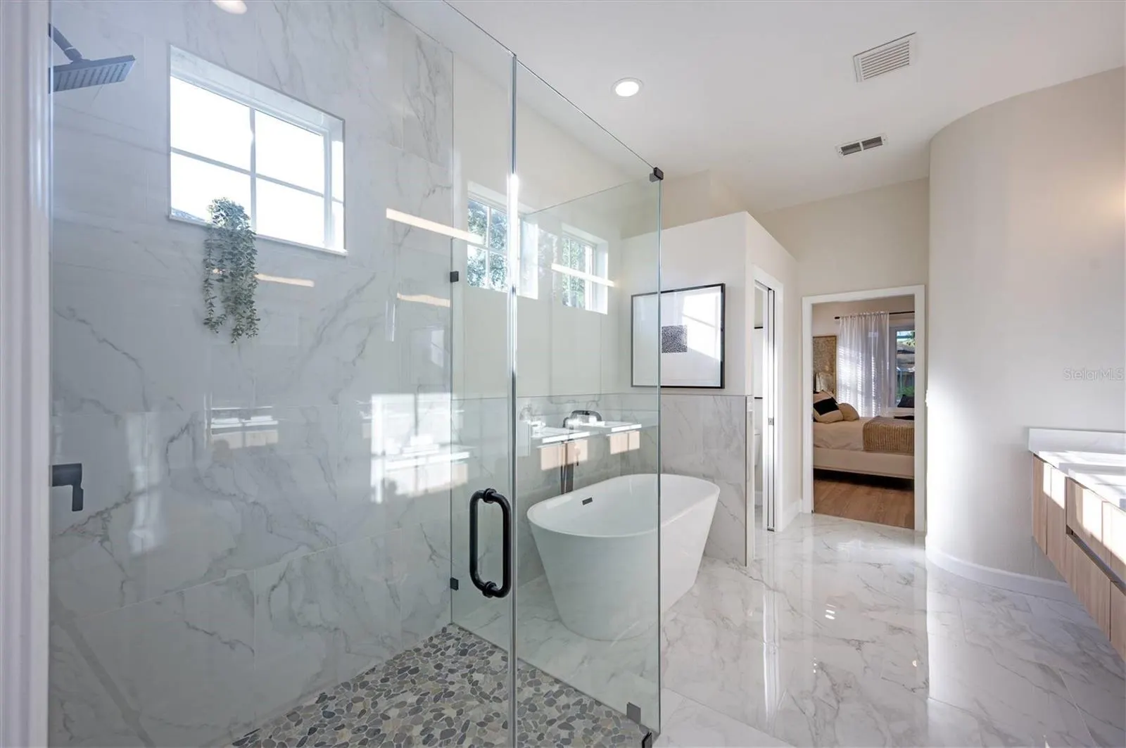 10346 ABBOTSFORD DR