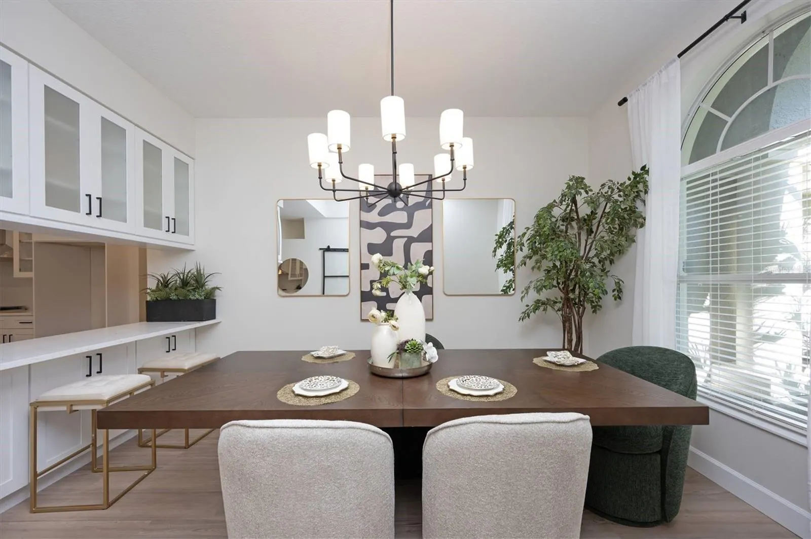 10346 ABBOTSFORD DR