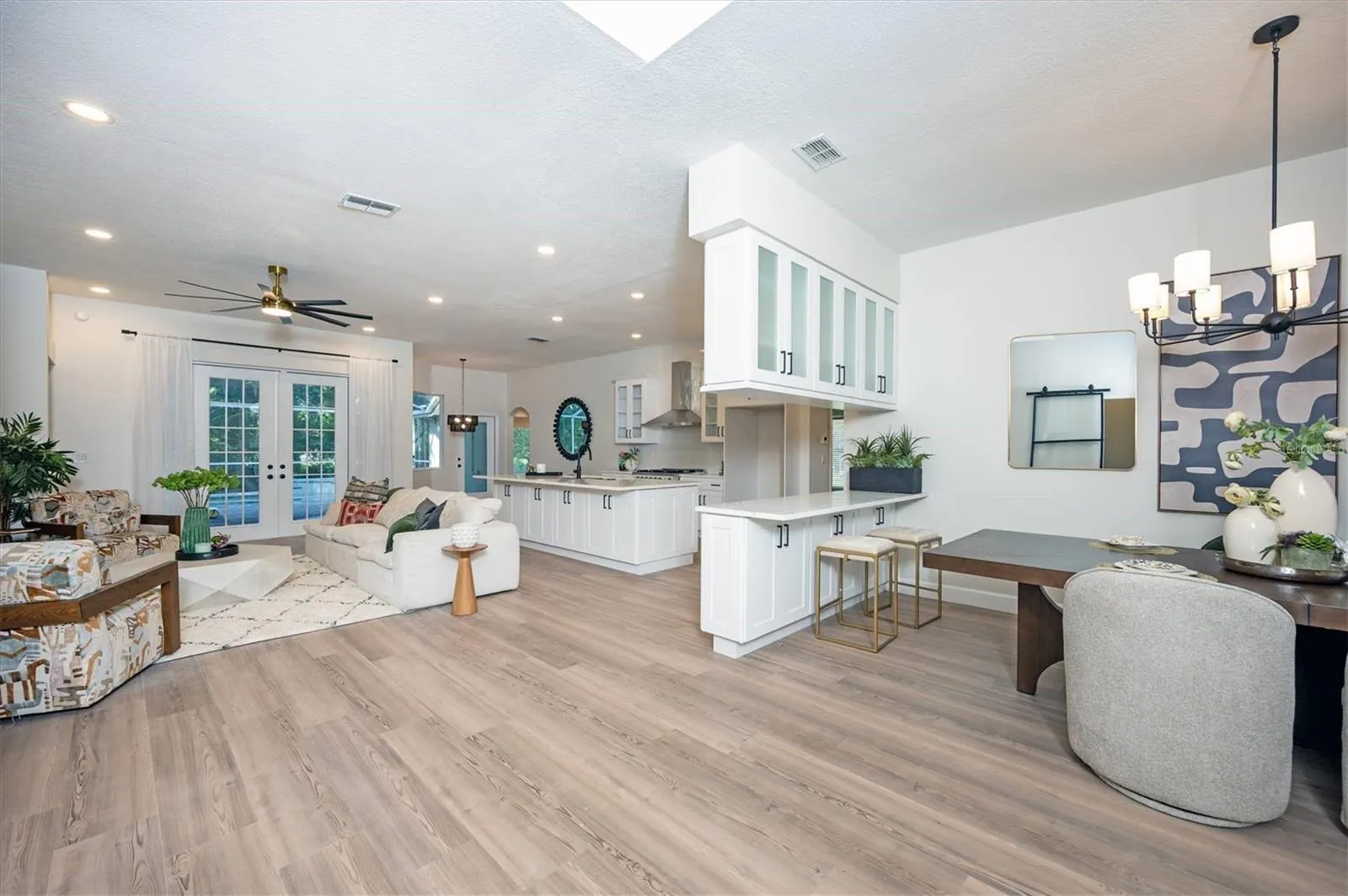 10346 ABBOTSFORD DR