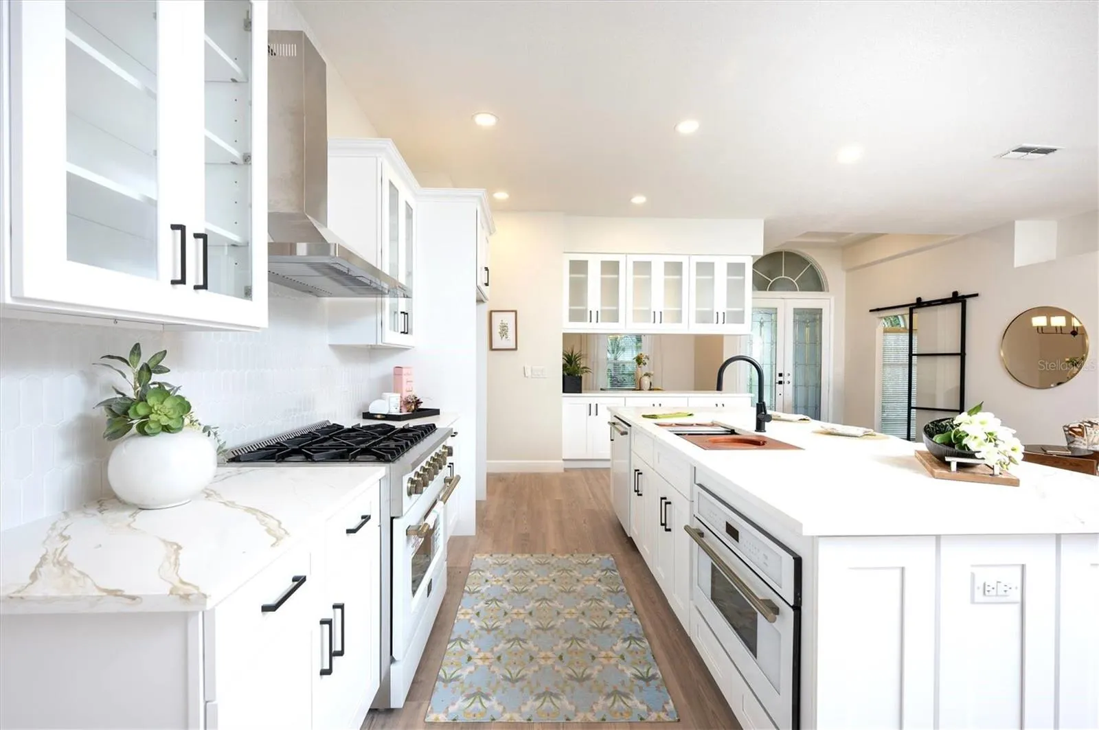 10346 ABBOTSFORD DR