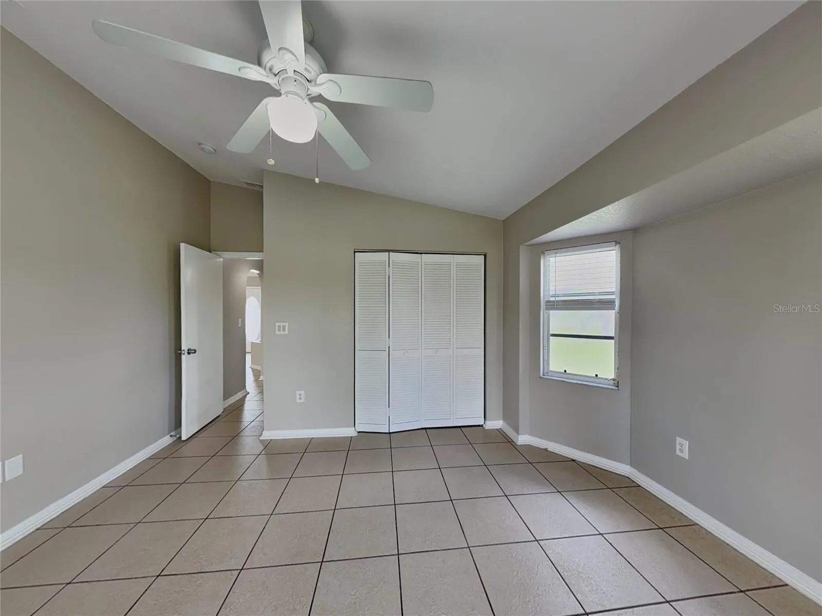 492 RIO DE JANEIRO AVE