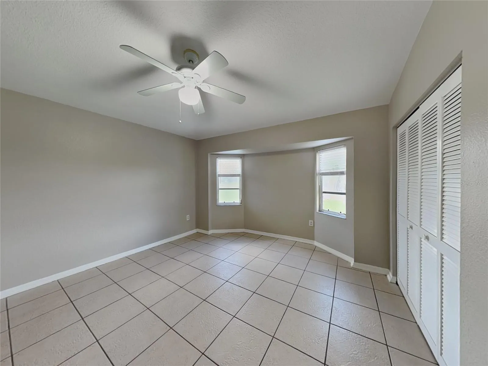 492 RIO DE JANEIRO AVE