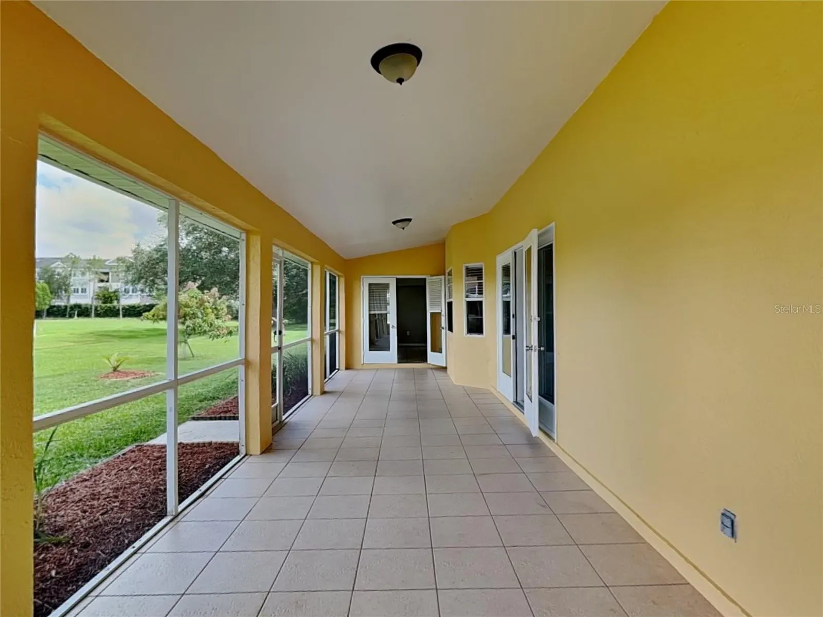 492 RIO DE JANEIRO AVE