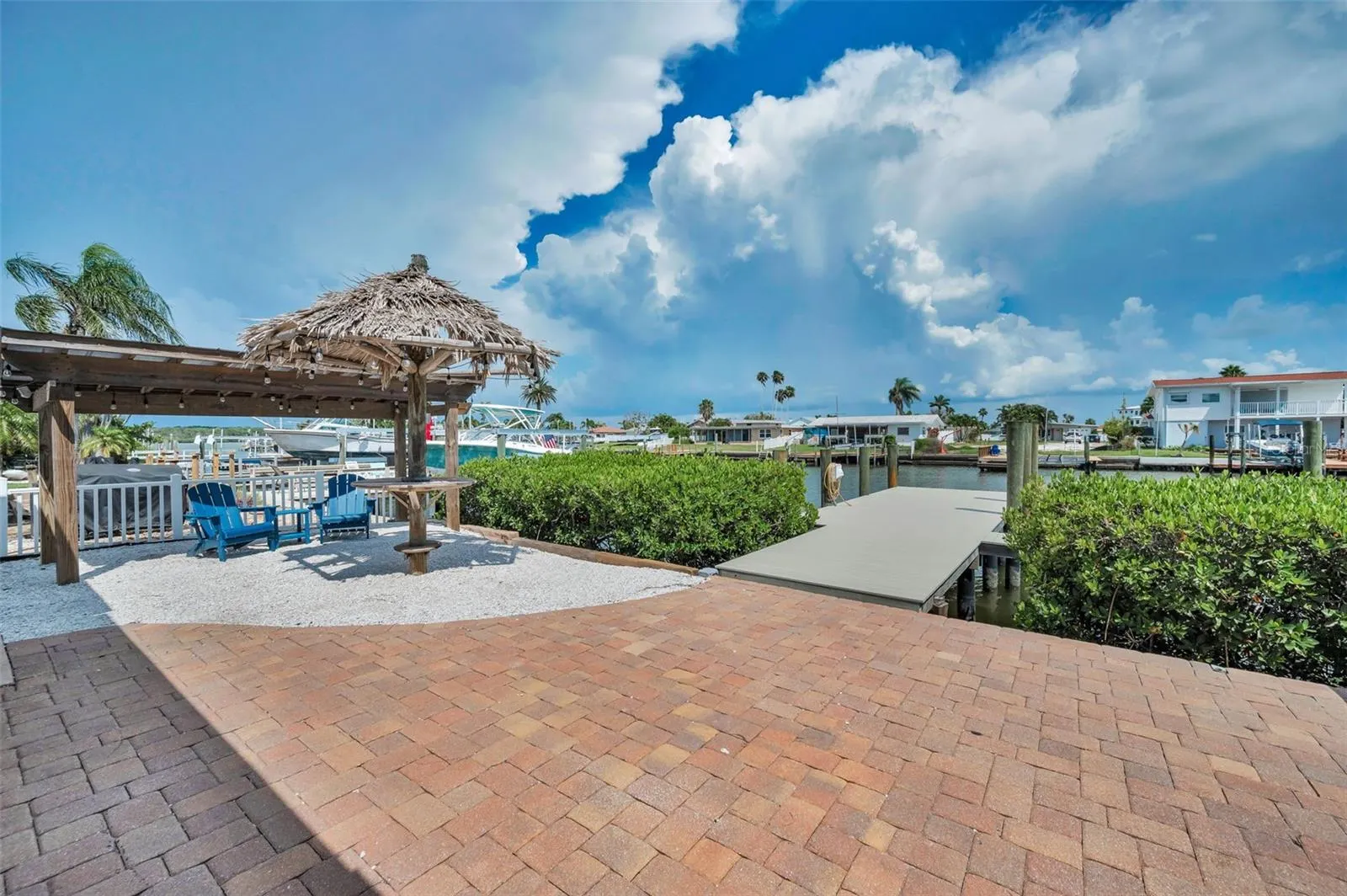 17727 LONG POINT DR