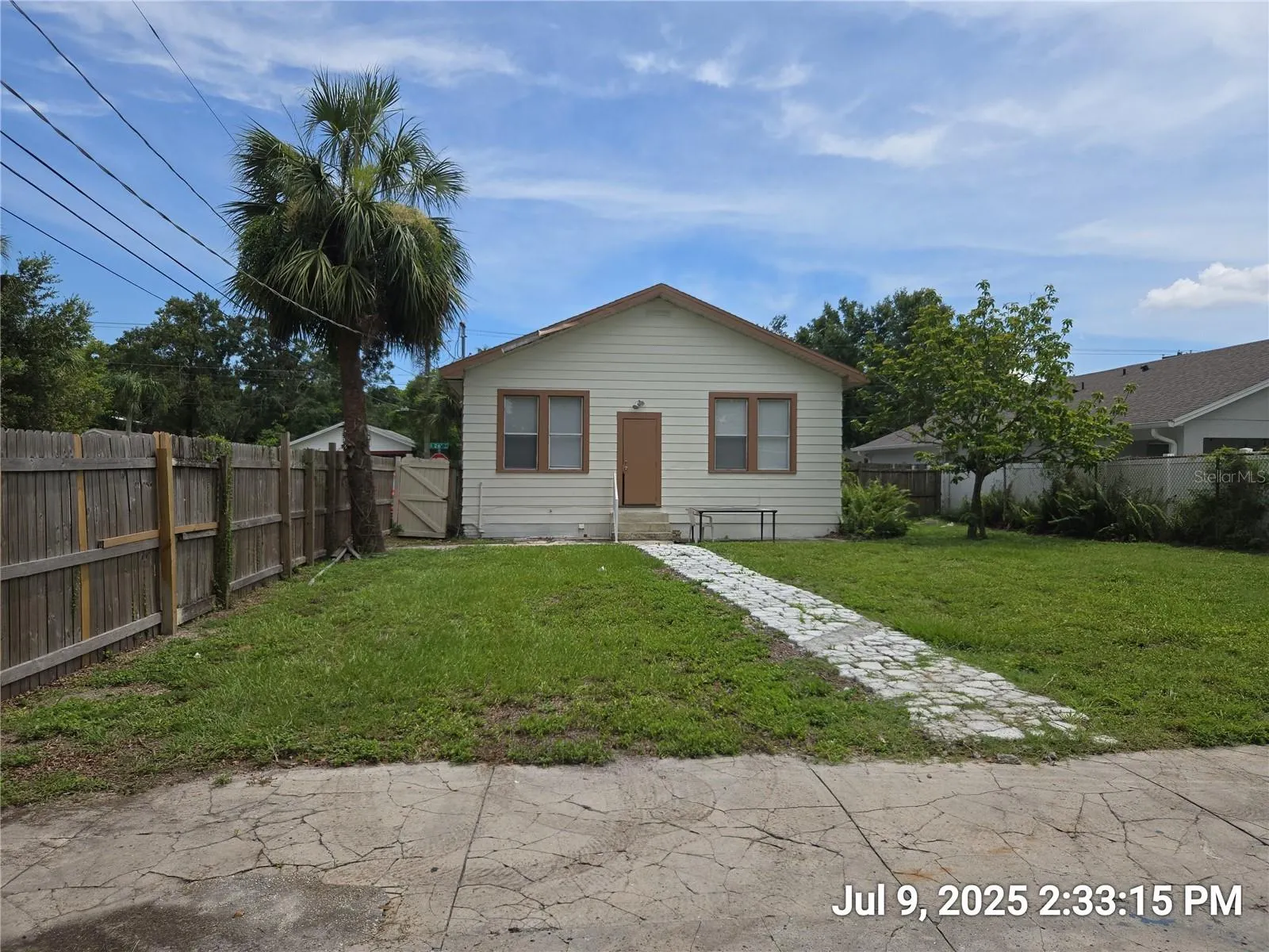 1216 E 26TH AVE