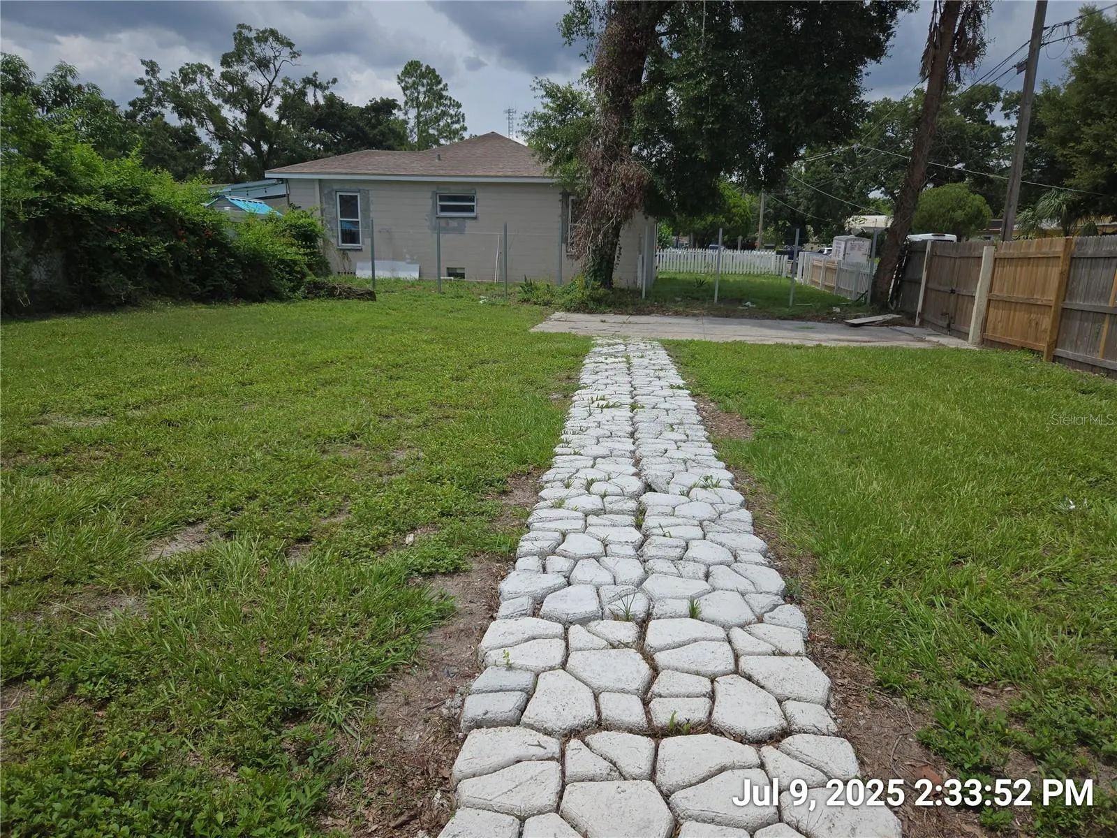 1216 E 26TH AVE