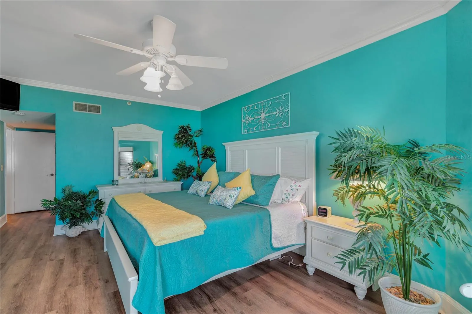 1582 GULF BLVD #1506, #1506