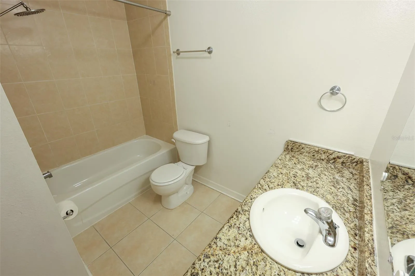 1116 SUNSET POINT RD #205, #205