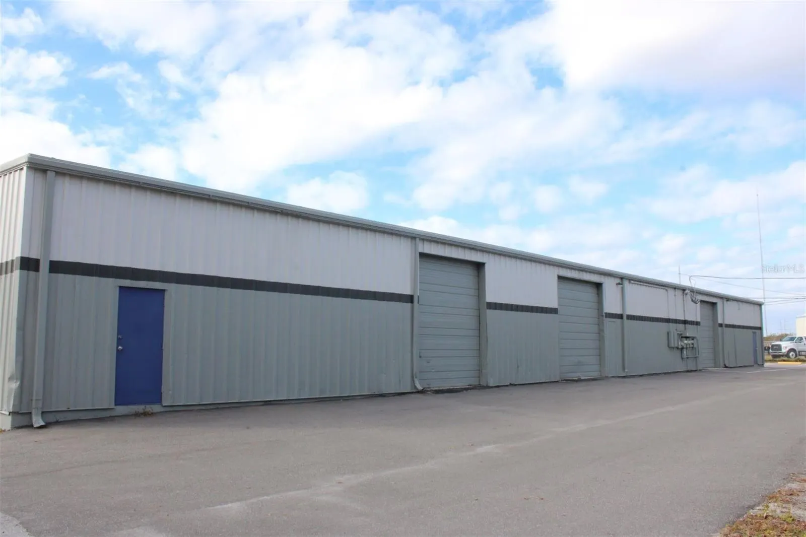 1468 L AND R INDUSTRIAL BLVD #B, #B