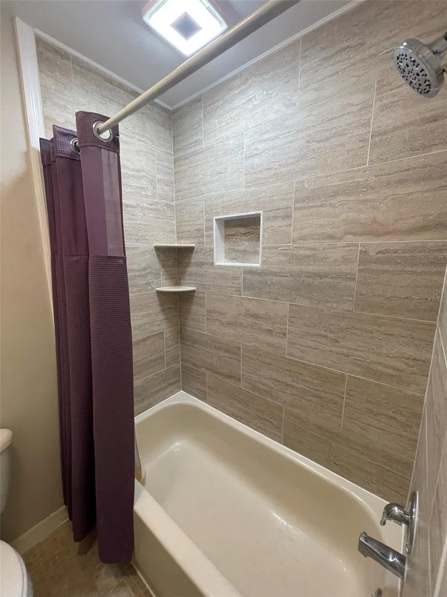 618 BROADWAY #A, #A