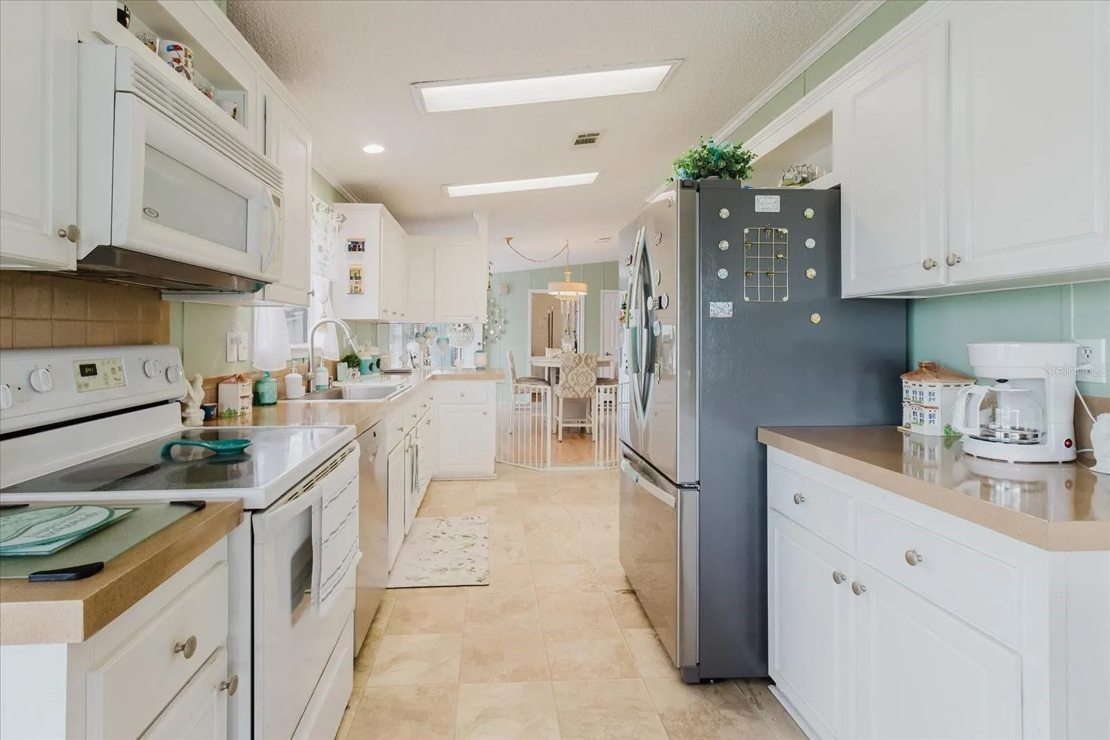 8446 FANTASIA PARK WAY