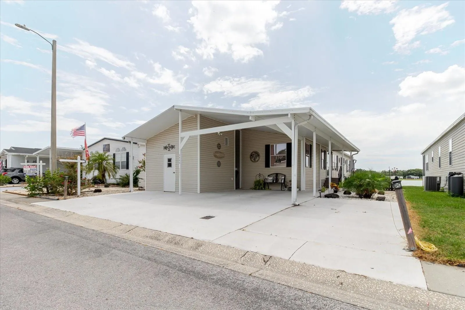 8446 FANTASIA PARK WAY