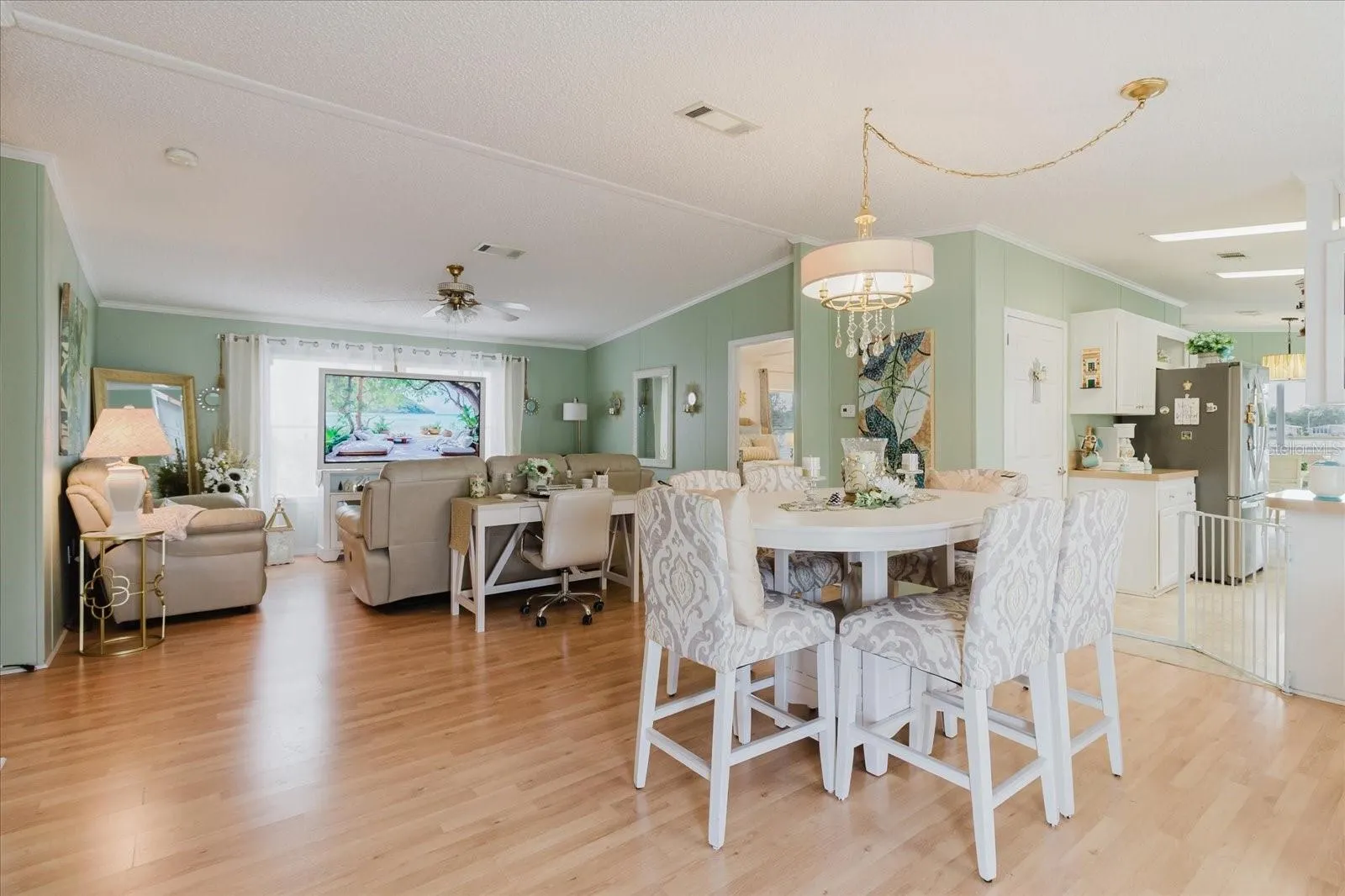 8446 FANTASIA PARK WAY