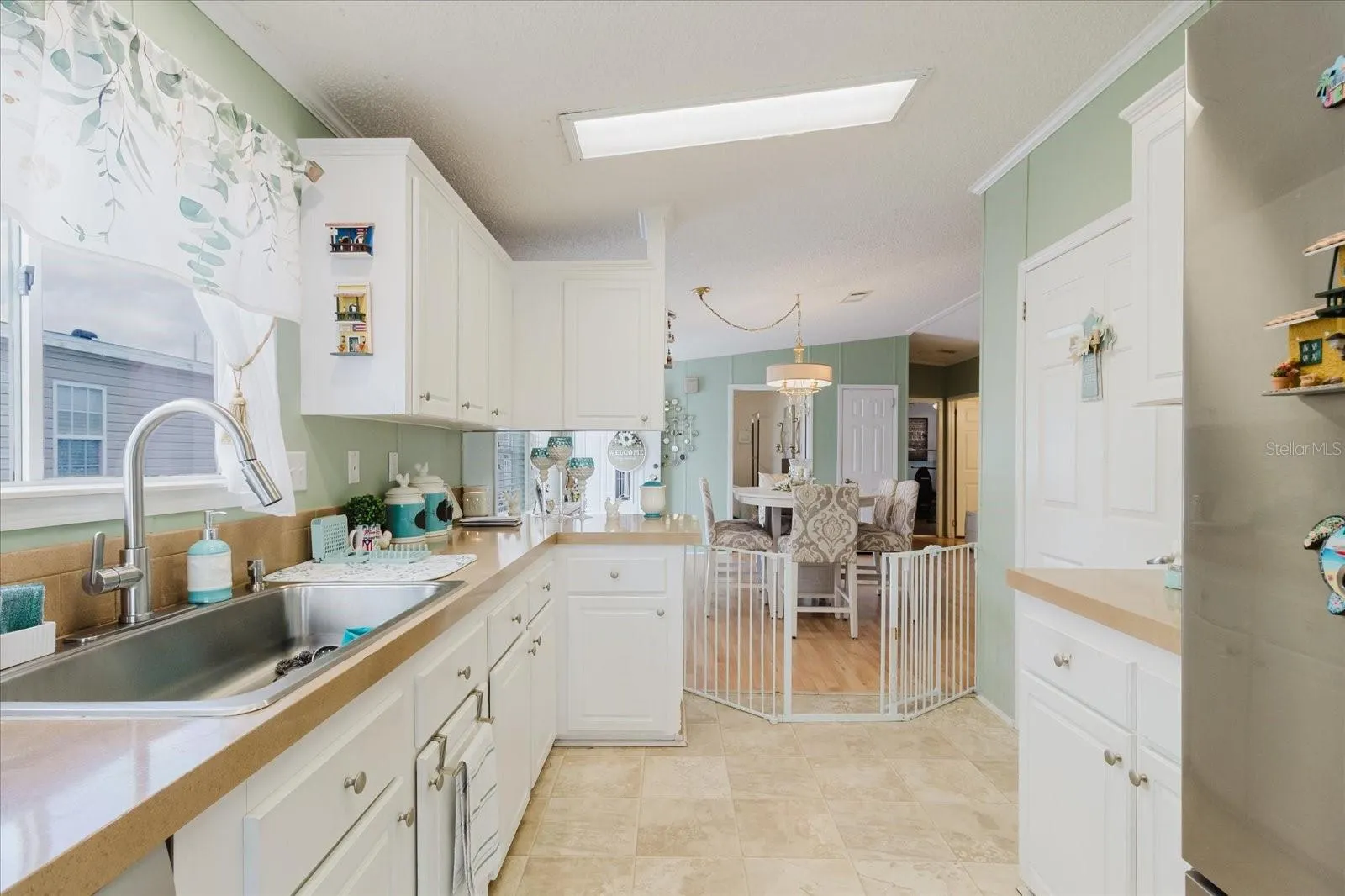 8446 FANTASIA PARK WAY