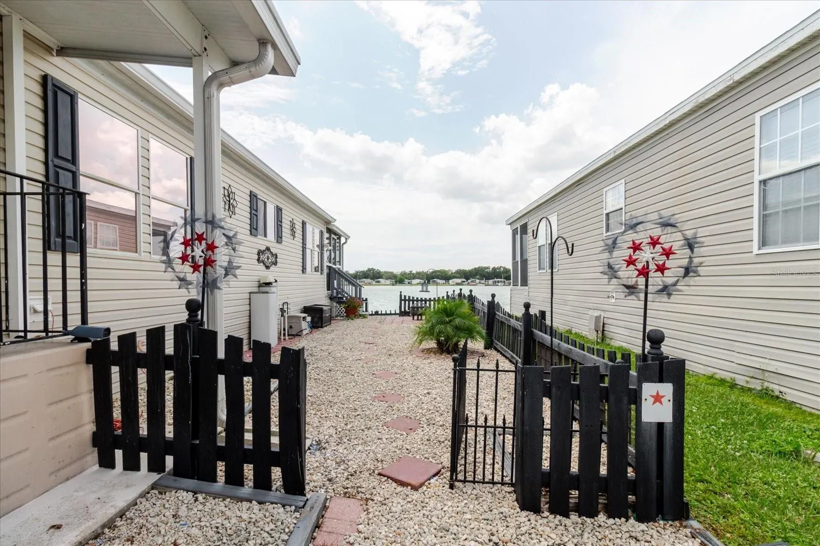 8446 FANTASIA PARK WAY