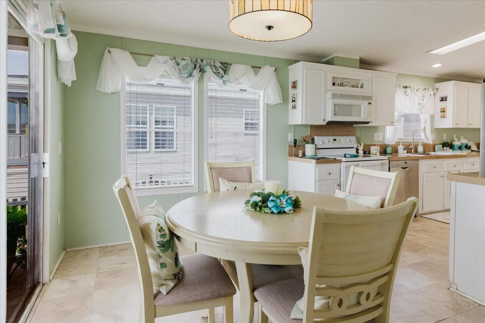 8446 FANTASIA PARK WAY