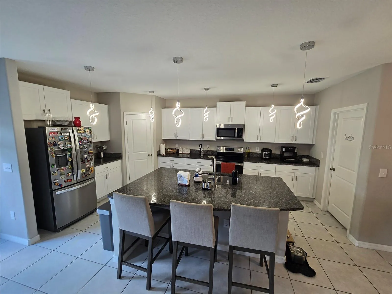 15465 MILLER CREEK DR