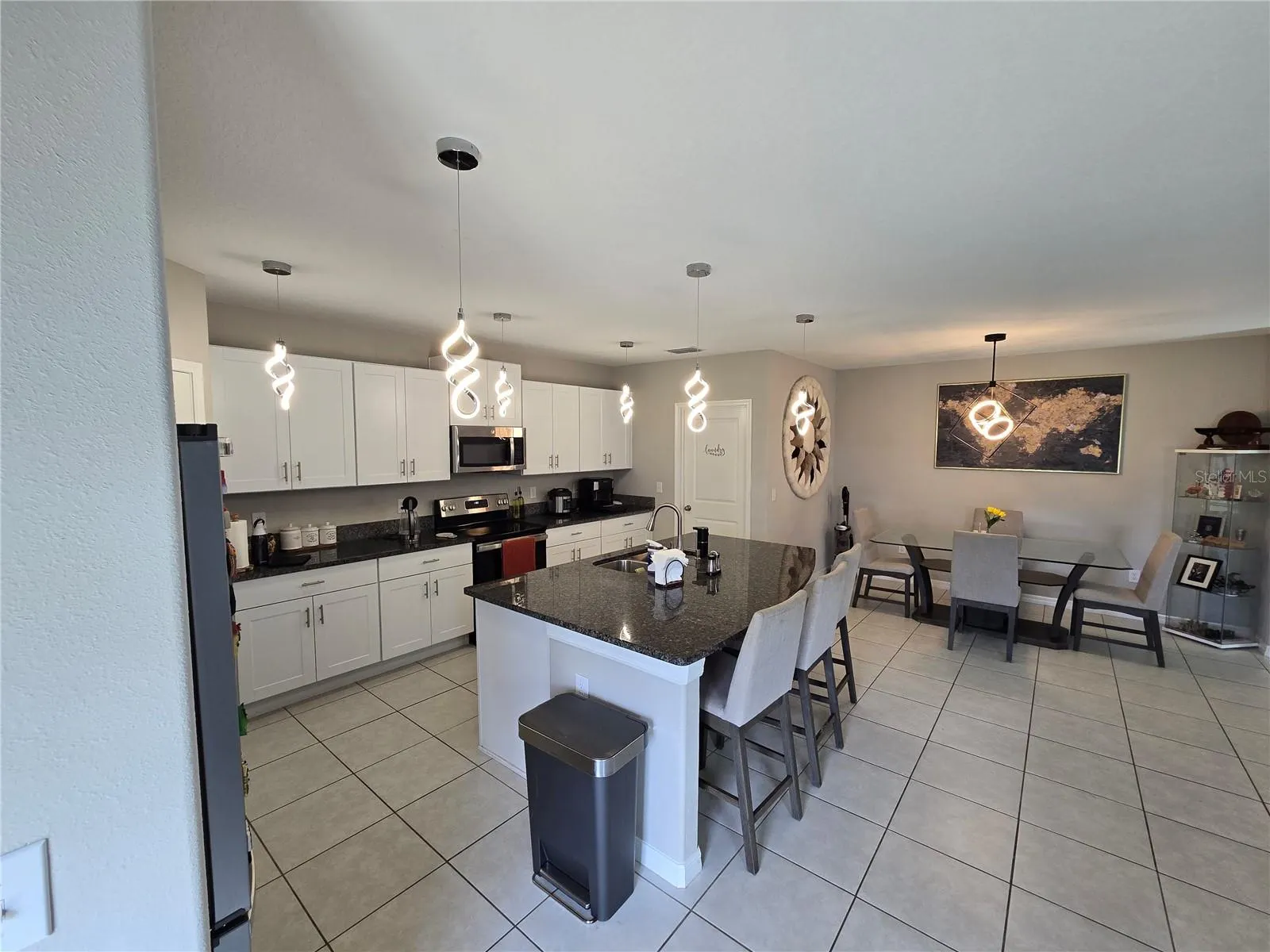 15465 MILLER CREEK DR