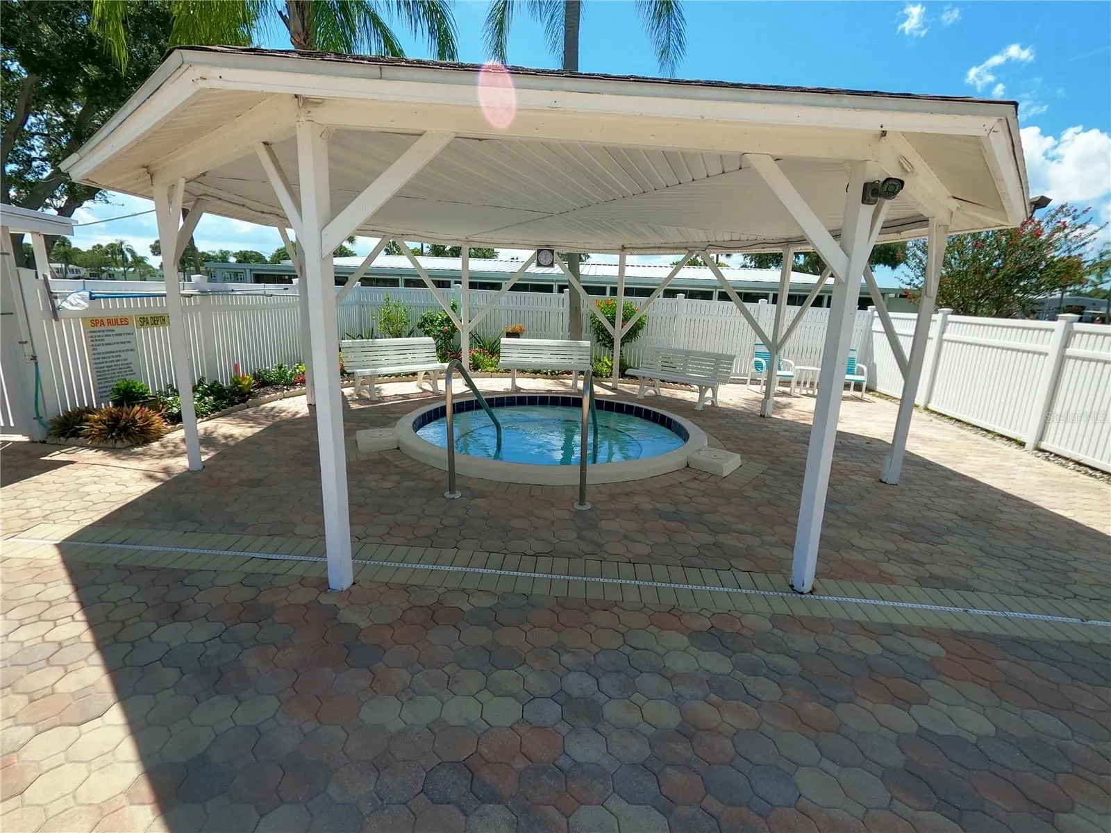 1100 BELCHER RD S #613, #613