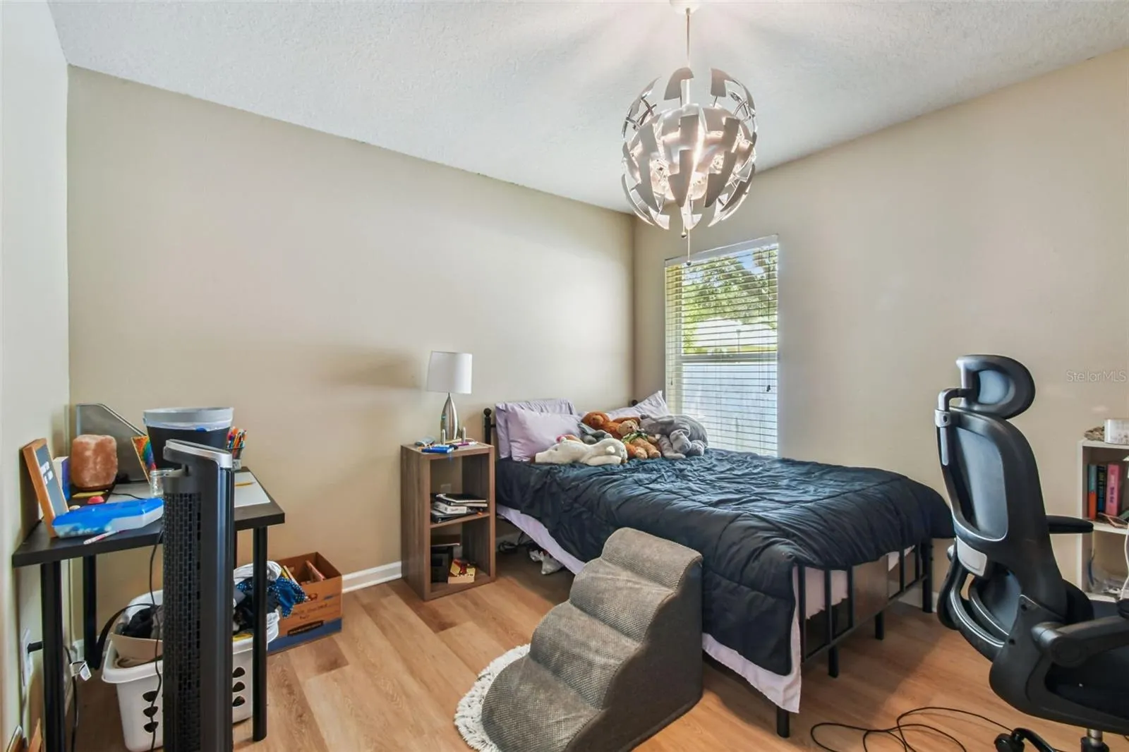 1906 HEARTLAND CIR