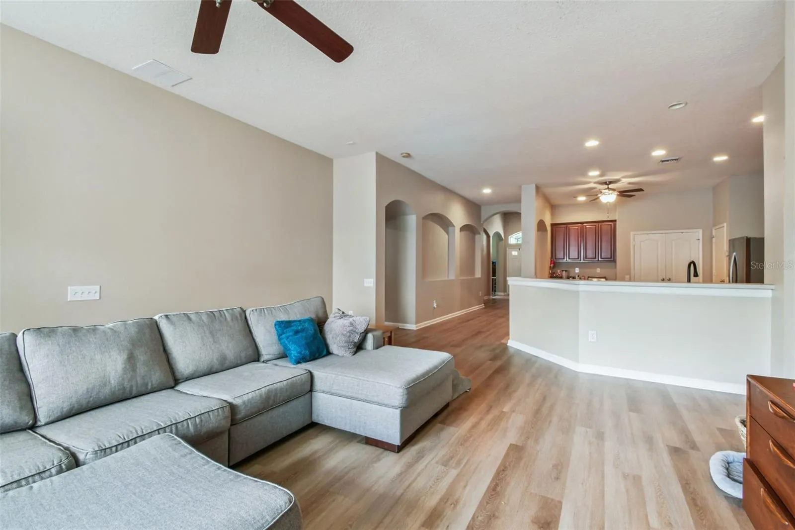 1906 HEARTLAND CIR