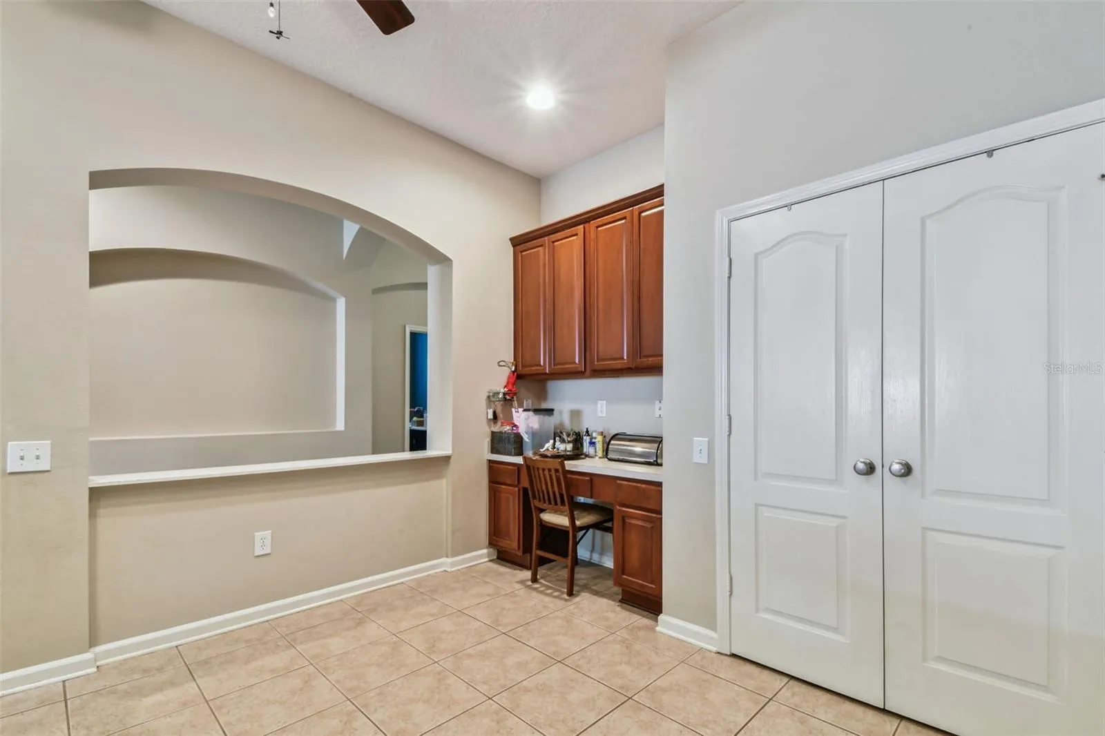 1906 HEARTLAND CIR