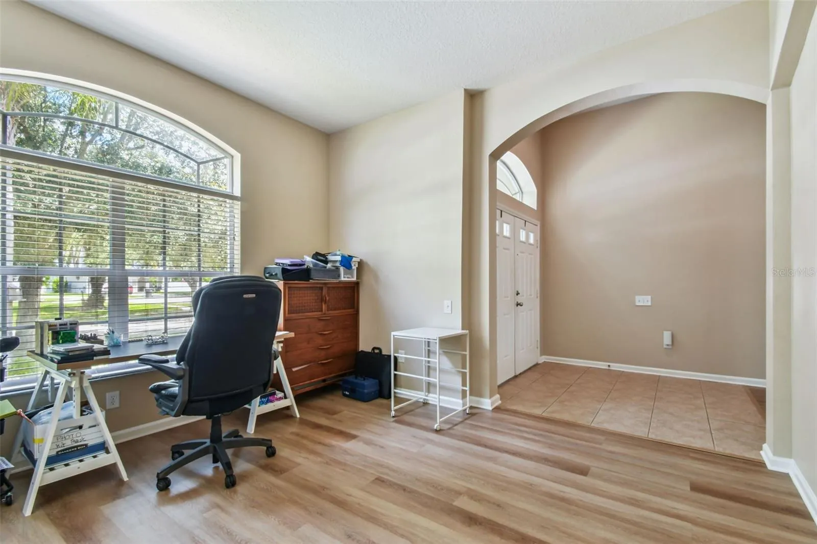 1906 HEARTLAND CIR