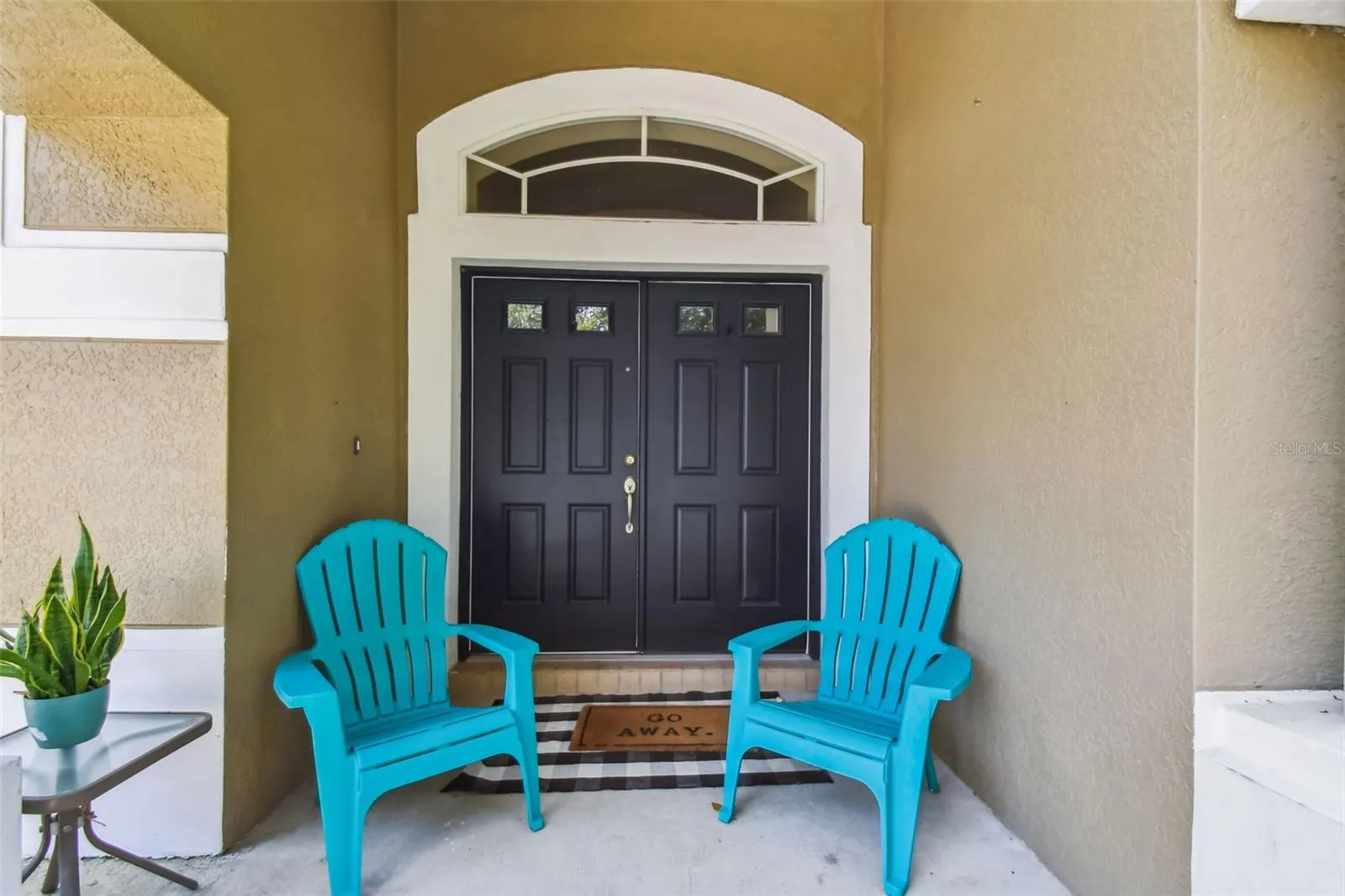 1906 HEARTLAND CIR