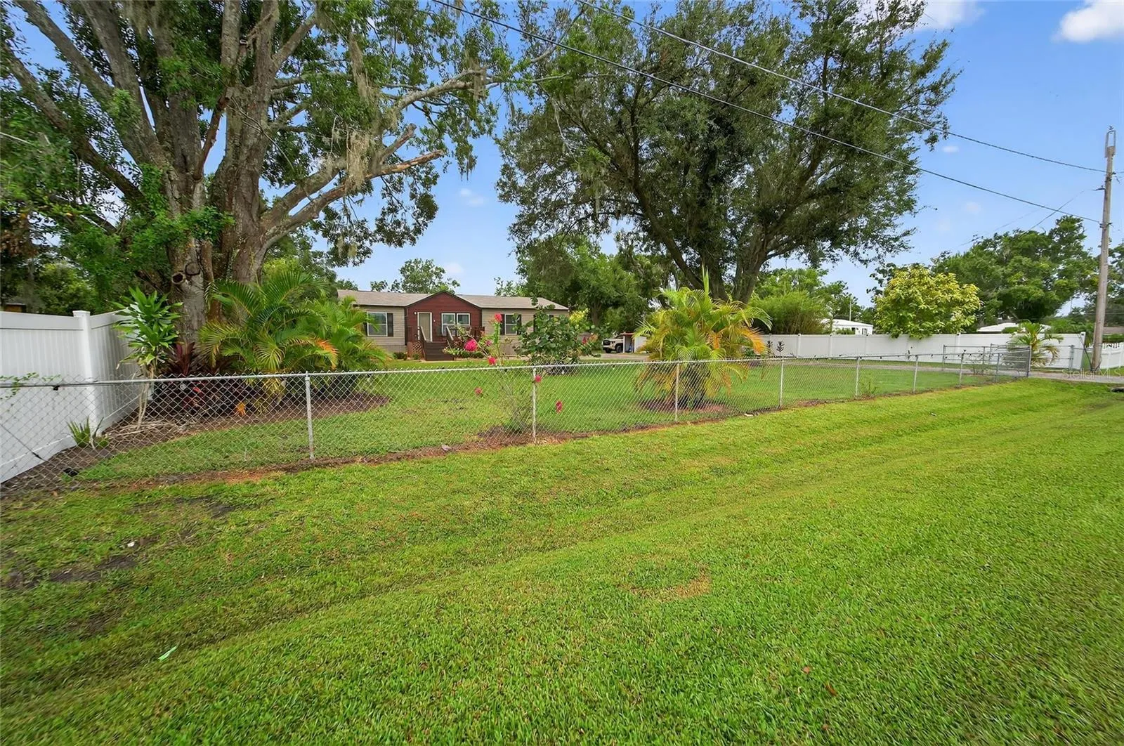 12008 ROSE LN