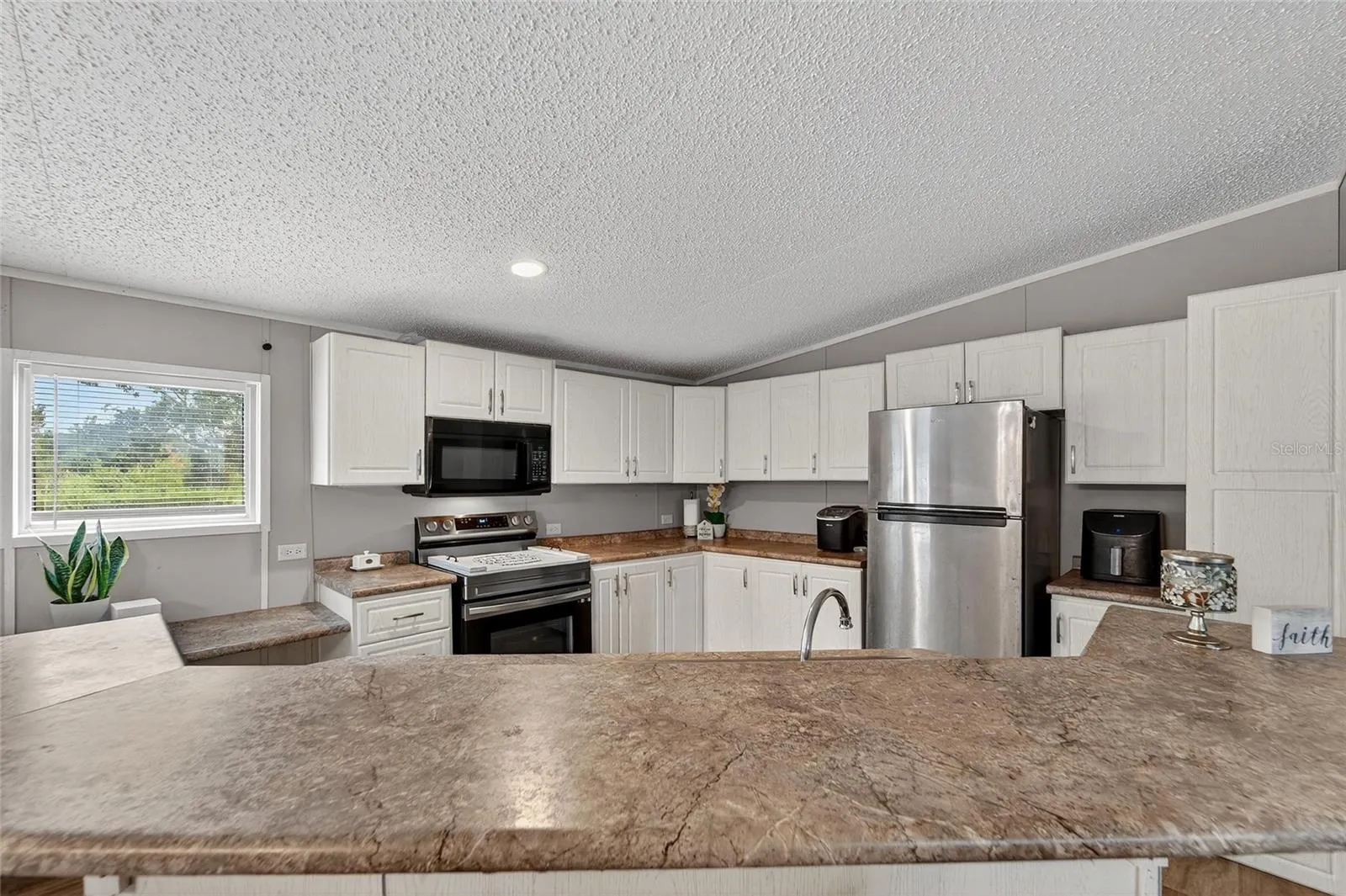 12008 ROSE LN
