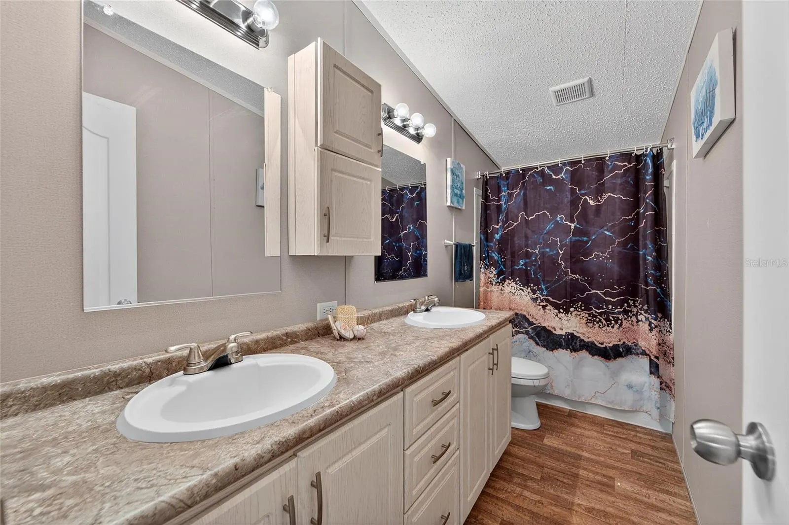 12008 ROSE LN