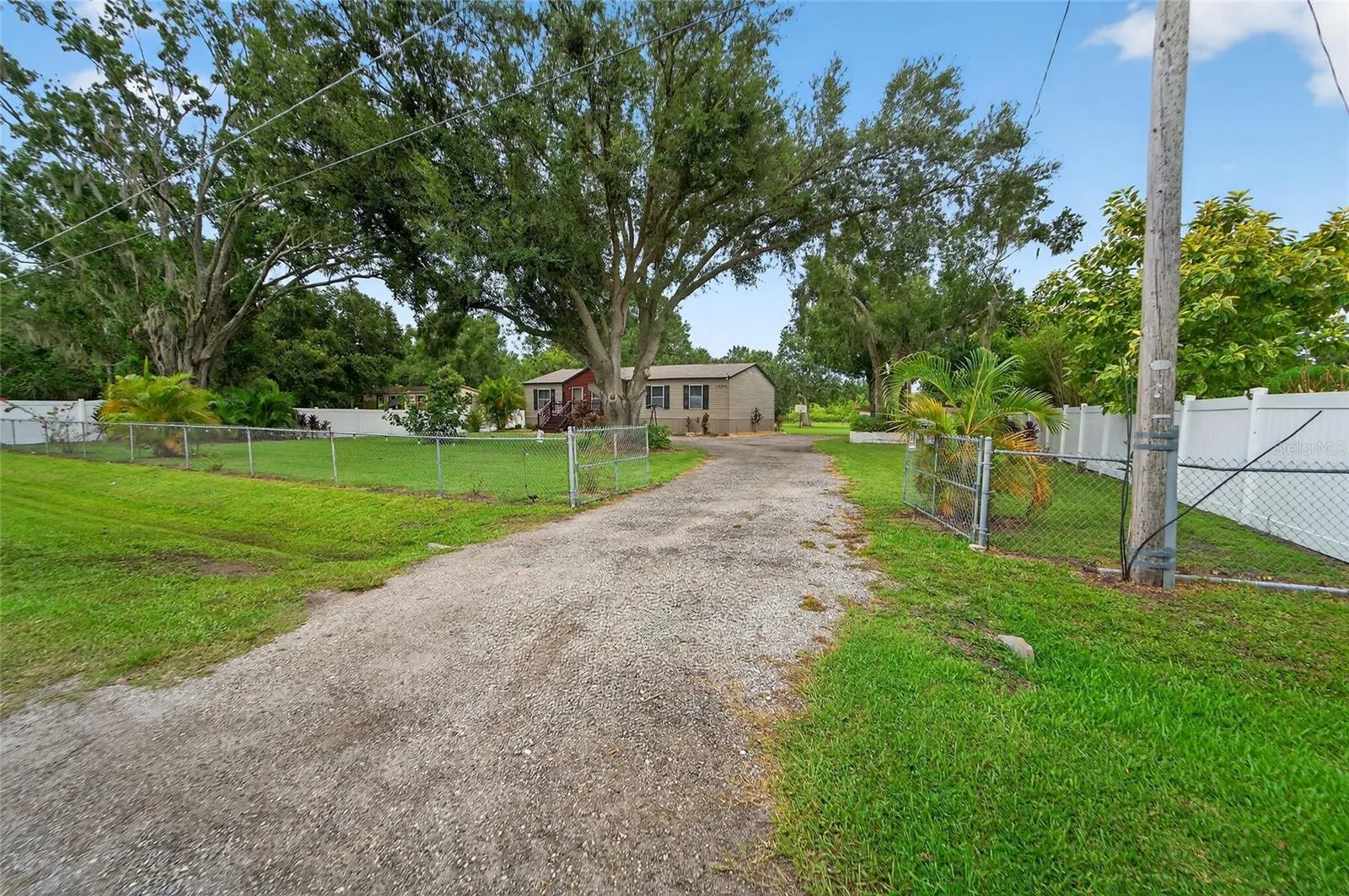 12008 ROSE LN