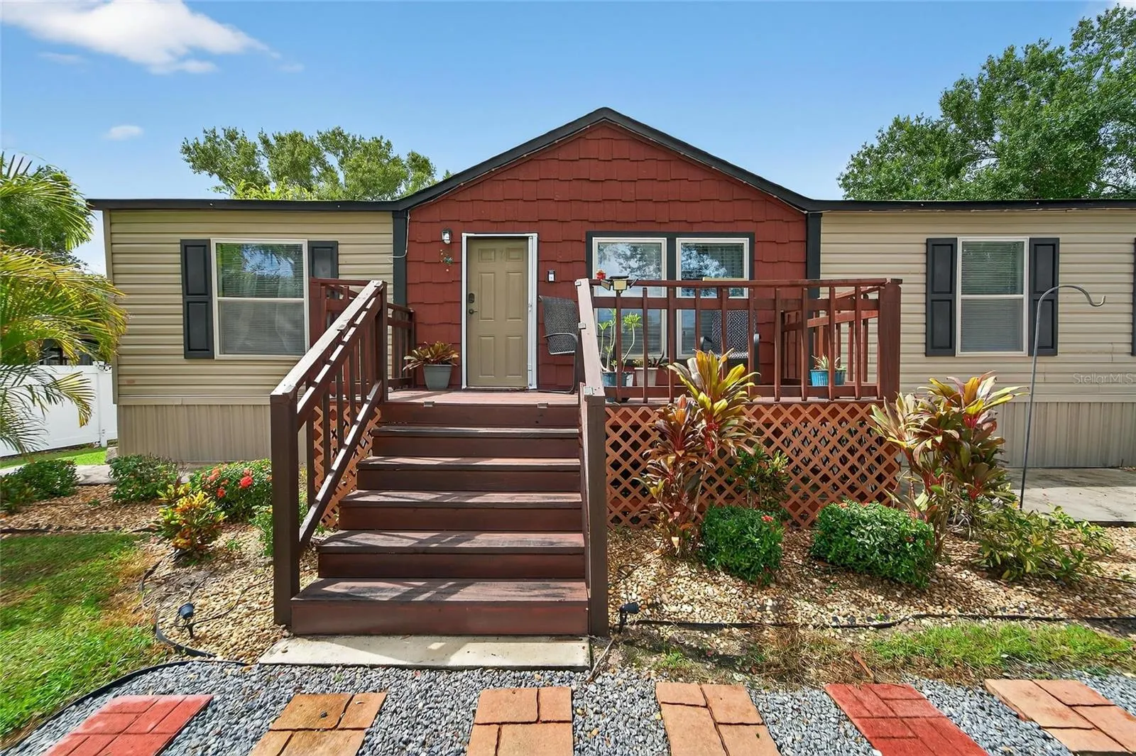 12008 ROSE LN