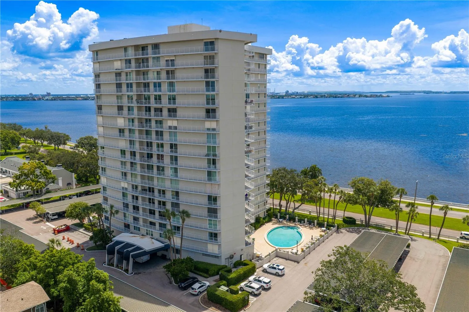 2611 BAYSHORE BLVD #302, #302