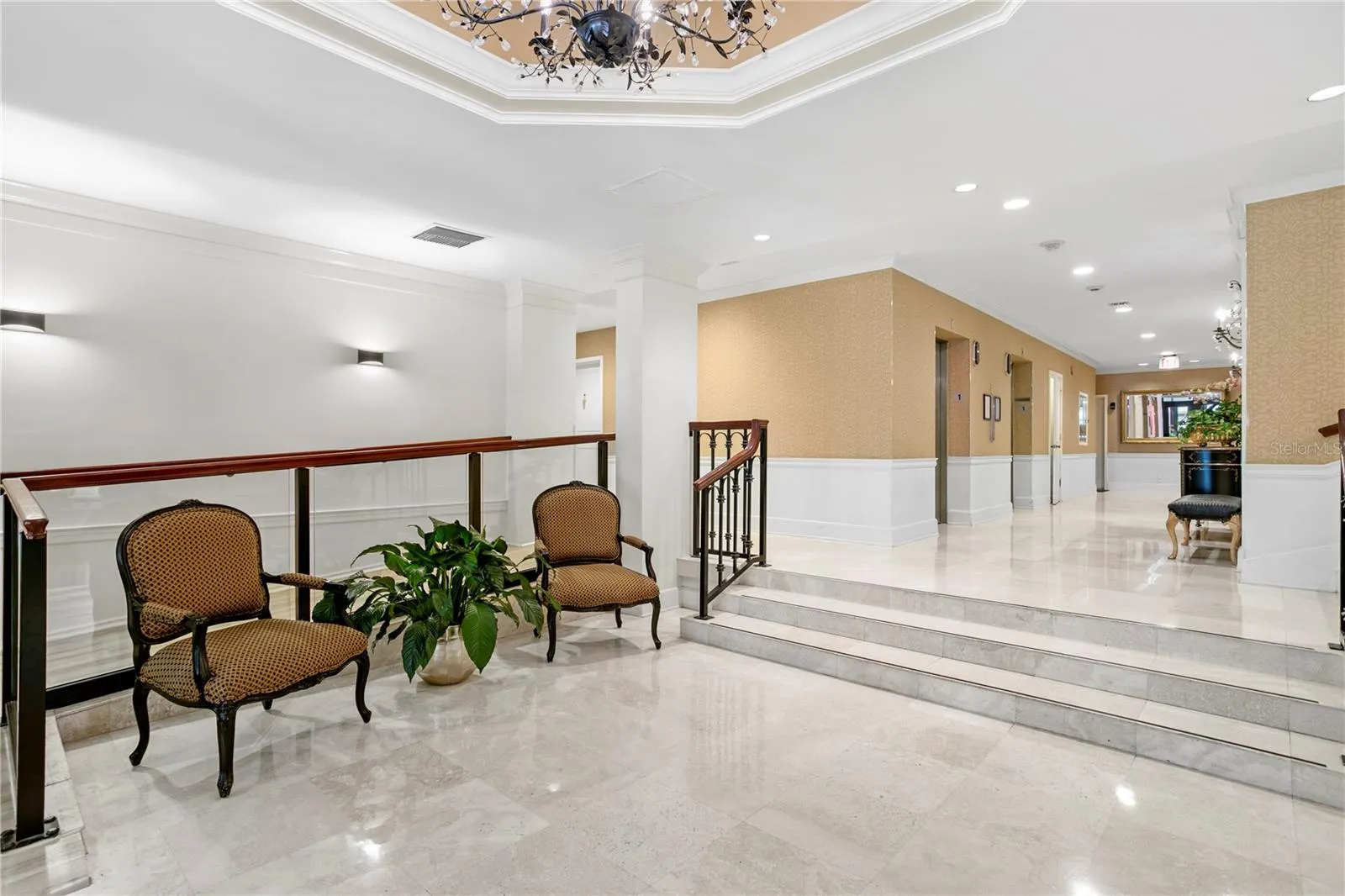 2611 BAYSHORE BLVD #302, #302