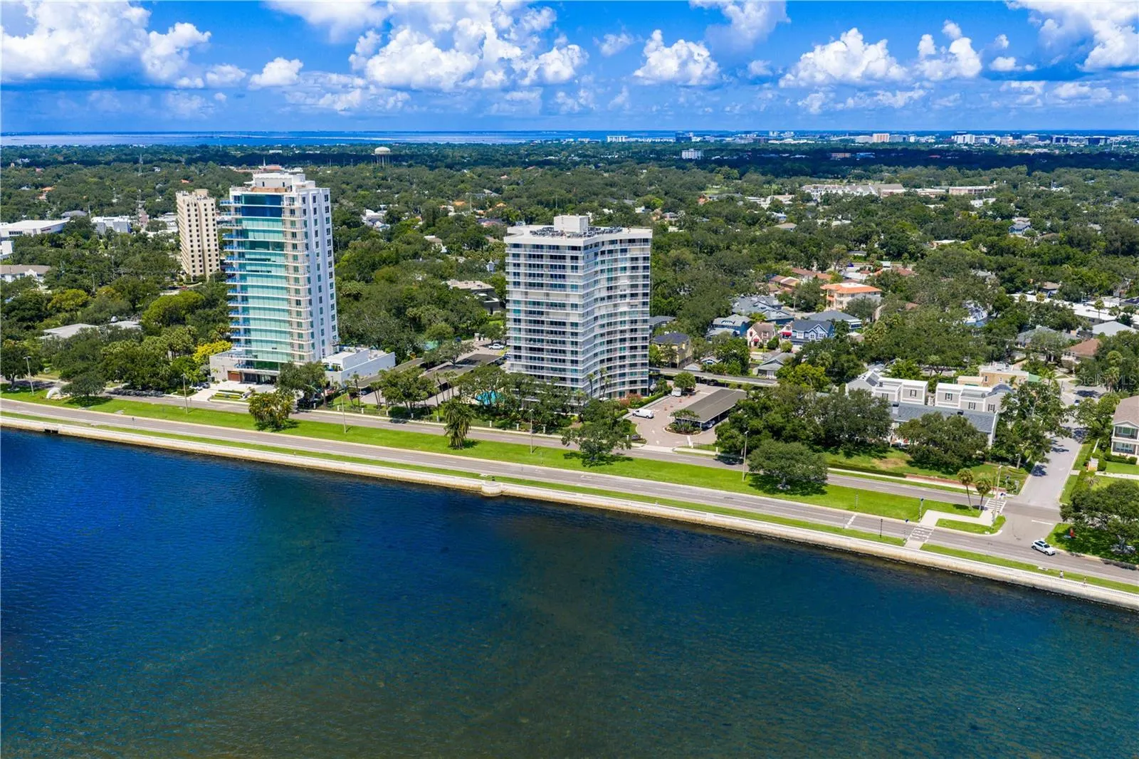 2611 BAYSHORE BLVD #302, #302
