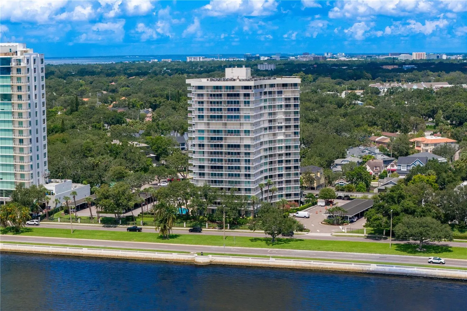 2611 BAYSHORE BLVD #302, #302