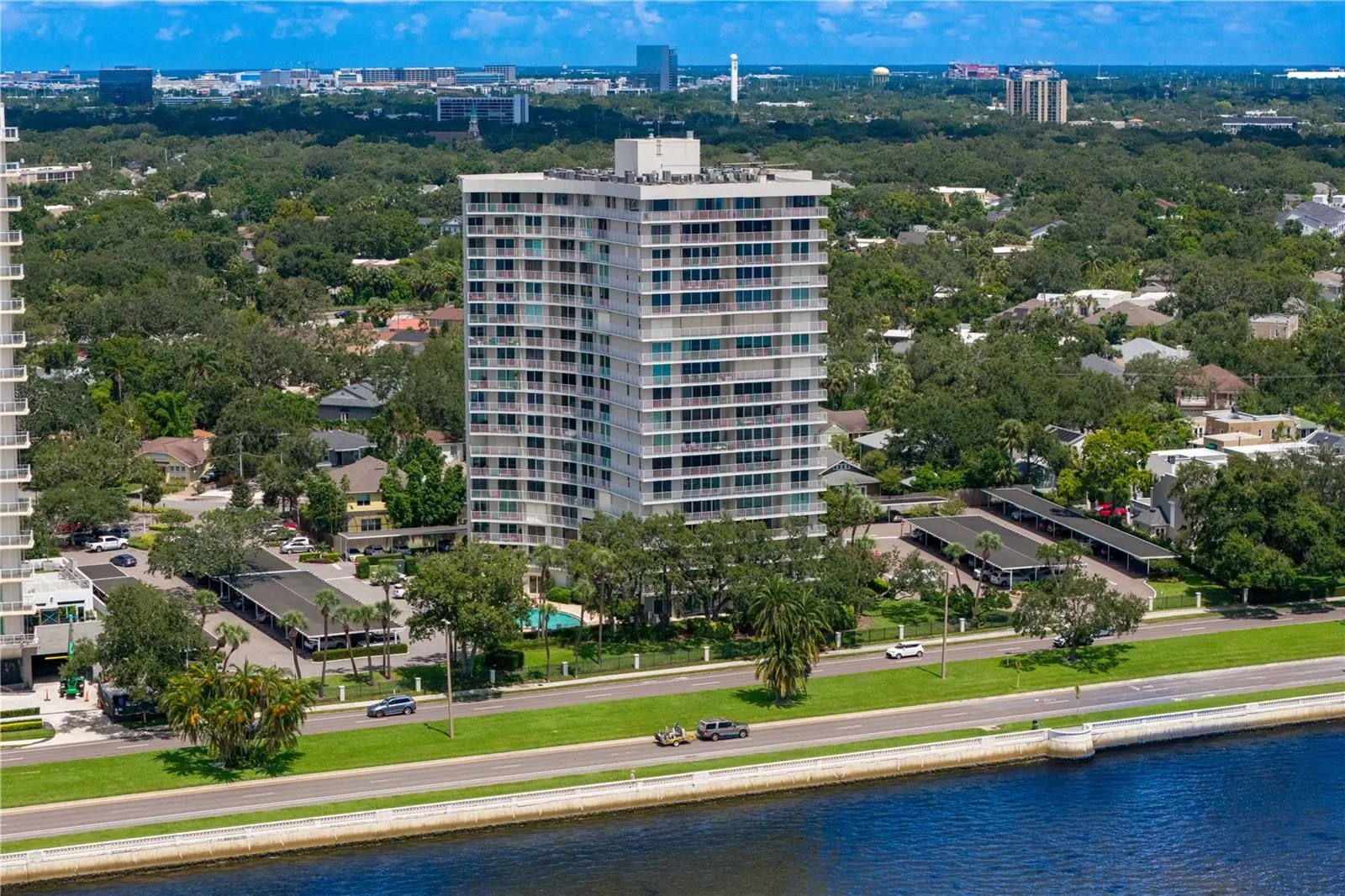 2611 BAYSHORE BLVD #302, #302