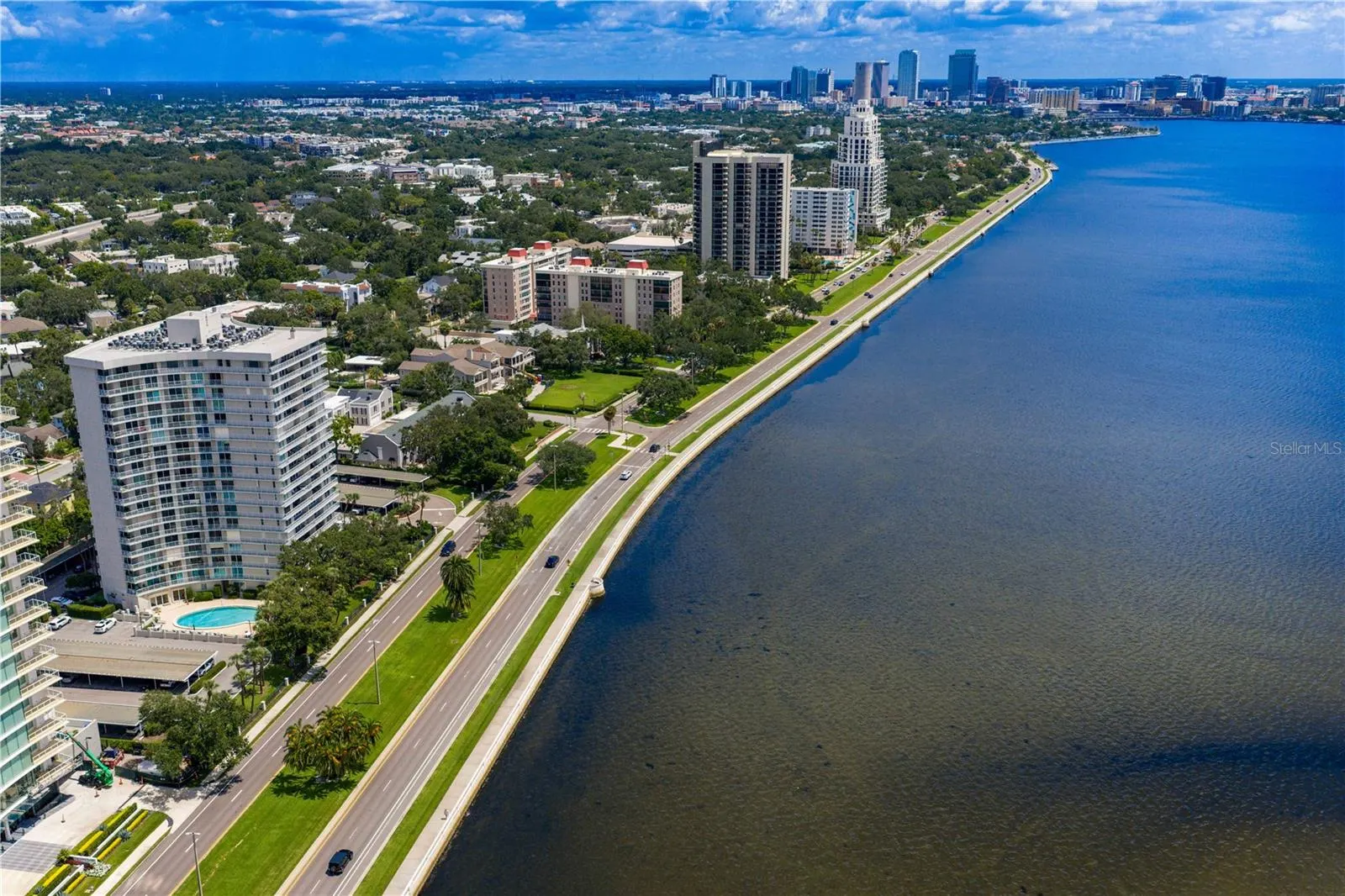 2611 BAYSHORE BLVD #302, #302